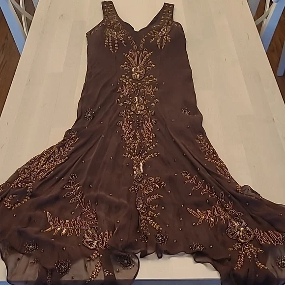 EUC VTG Marina 100% Silk Beaded and Sequined Chocolate Bown Lined Dress - Picture 3 of 17
